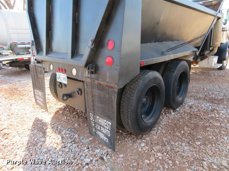 image for item DC0920 1990 Peterbilt 379 dump truck