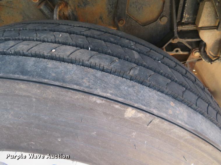 image for item DC0920 1990 Peterbilt 379 dump truck