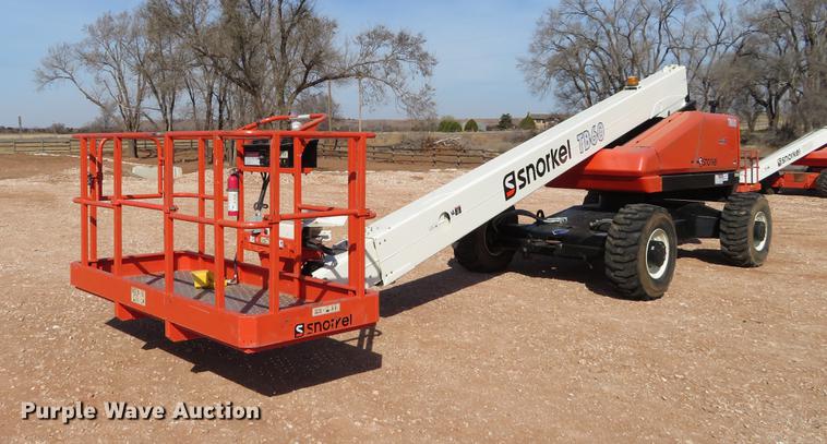 image for item DC0921 2014 Snorkel TB60 boom lift
