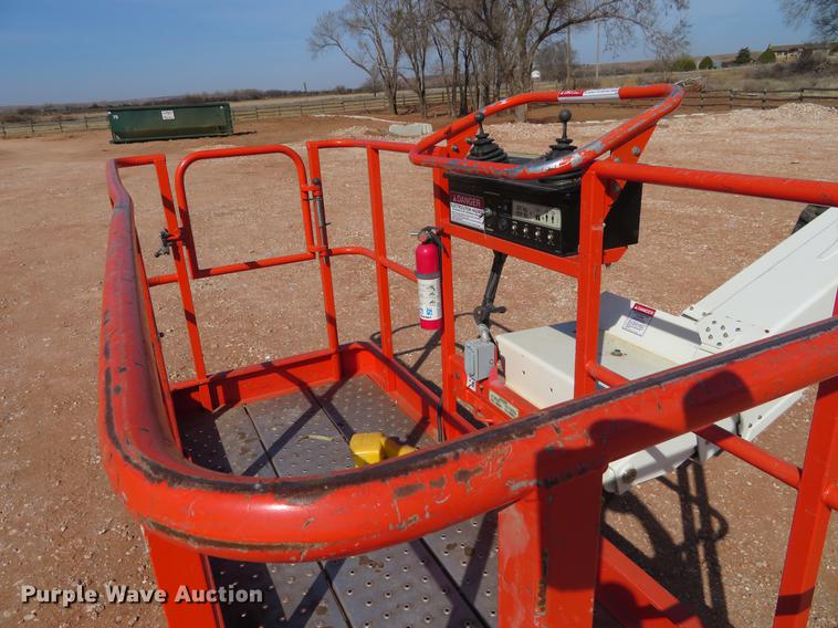 image for item DC0921 2014 Snorkel TB60 boom lift