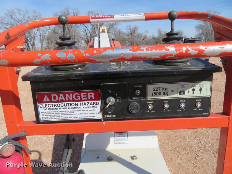 image for item DC0921 2014 Snorkel TB60 boom lift