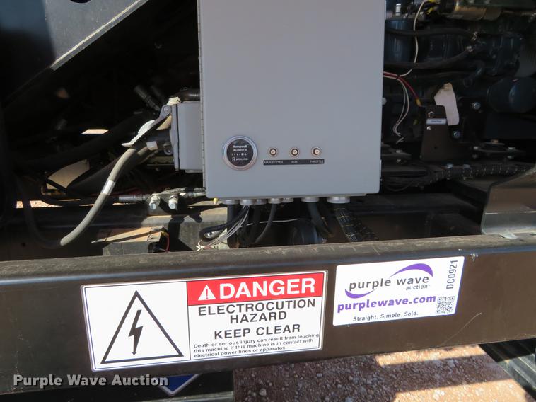 image for item DC0921 2014 Snorkel TB60 boom lift