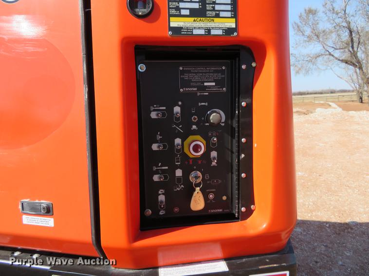 image for item DC0921 2014 Snorkel TB60 boom lift