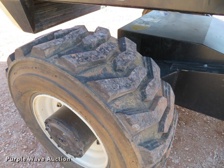 image for item DC0921 2014 Snorkel TB60 boom lift