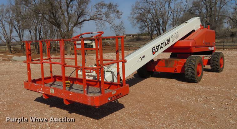 image for item DC0922 2005 Snorkel TB60 boom lift