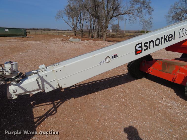 image for item DC0922 2005 Snorkel TB60 boom lift