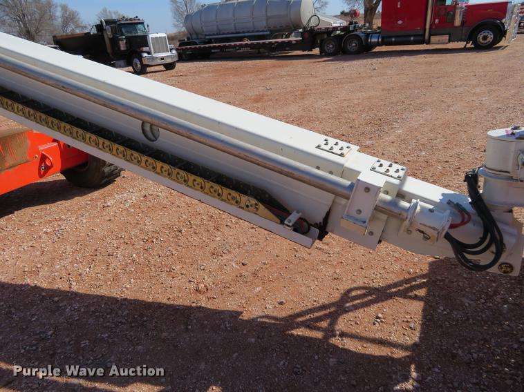 image for item DC0922 2005 Snorkel TB60 boom lift