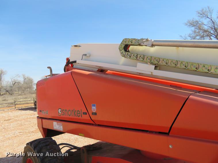 image for item DC0922 2005 Snorkel TB60 boom lift