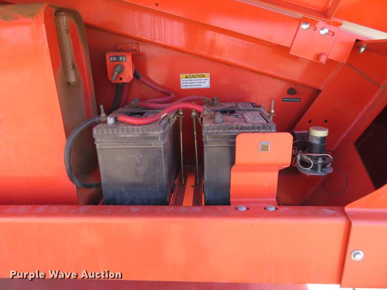 image for item DC0922 2005 Snorkel TB60 boom lift