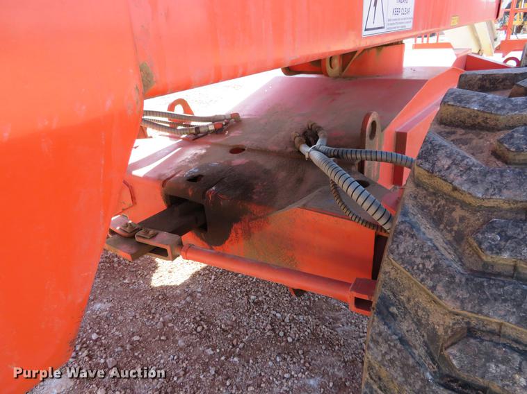 image for item DC0922 2005 Snorkel TB60 boom lift