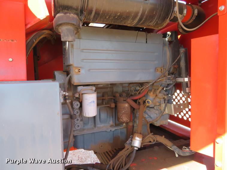 image for item DC0922 2005 Snorkel TB60 boom lift