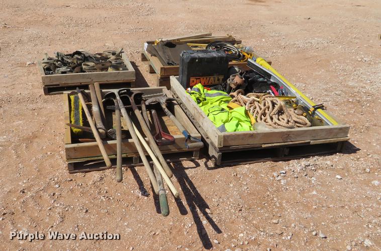 image for item DC0925 Tools