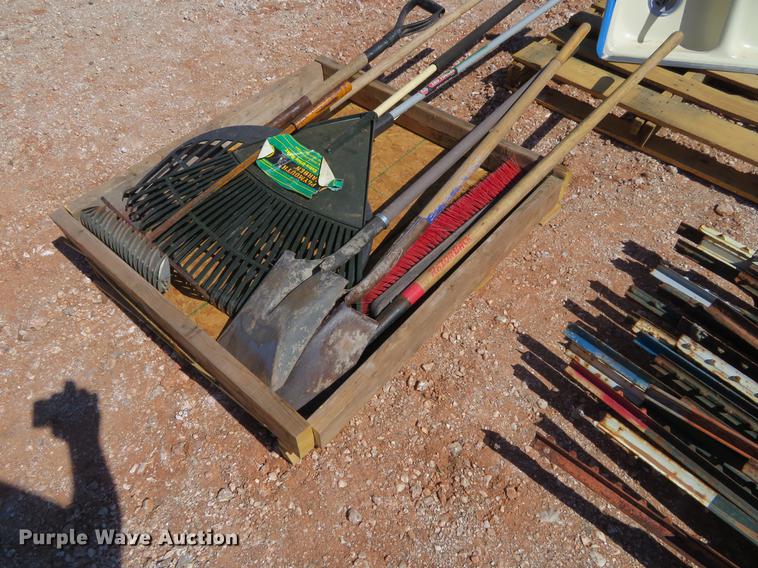 image for item DC0927 Tools