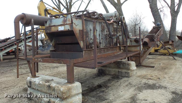 image for item DC1207 Cedarapids vibratory screen