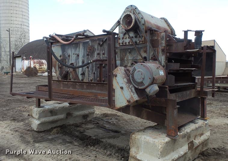 image for item DC1207 Cedarapids vibratory screen