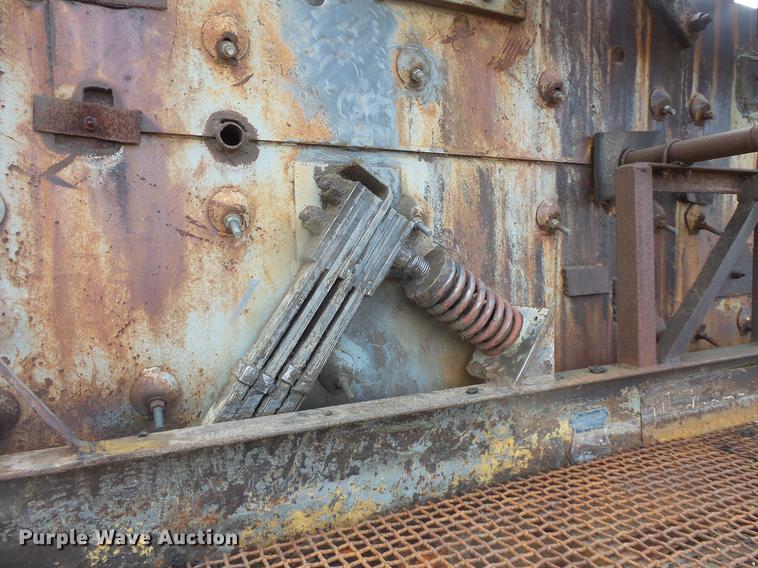 image for item DC1207 Cedarapids vibratory screen