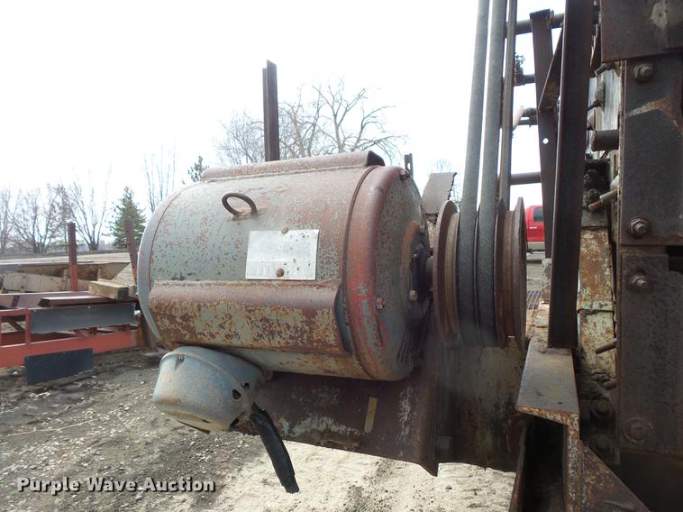 image for item DC1207 Cedarapids vibratory screen