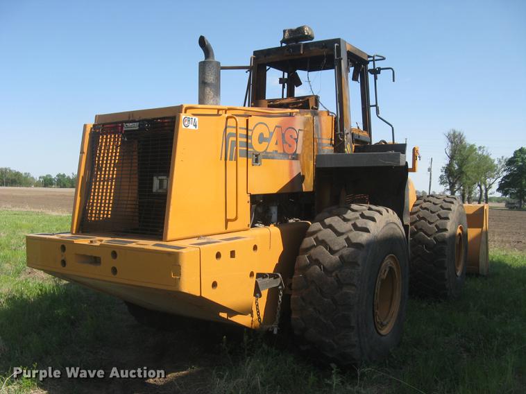 image for item DC2273 Case 921C wheel loader