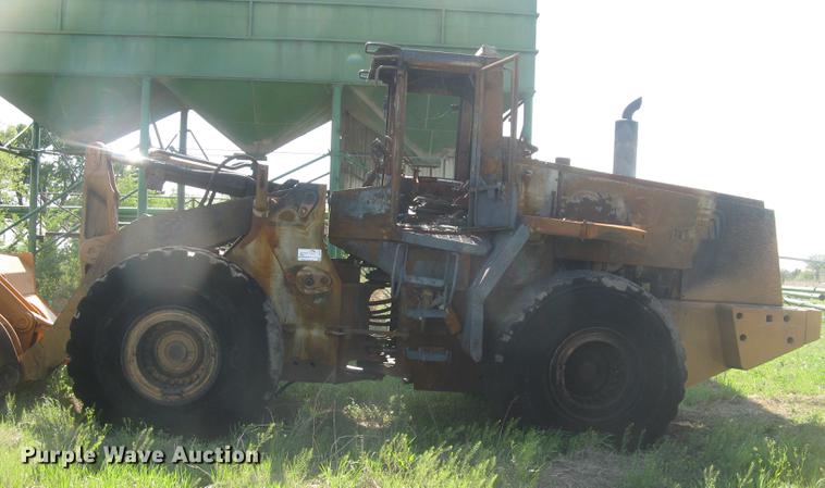 image for item DC2273 Case 921C wheel loader