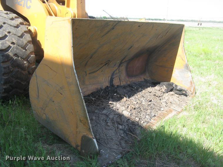 image for item DC2273 Case 921C wheel loader