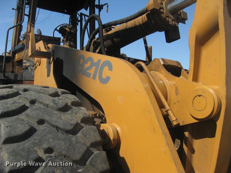 image for item DC2273 Case 921C wheel loader