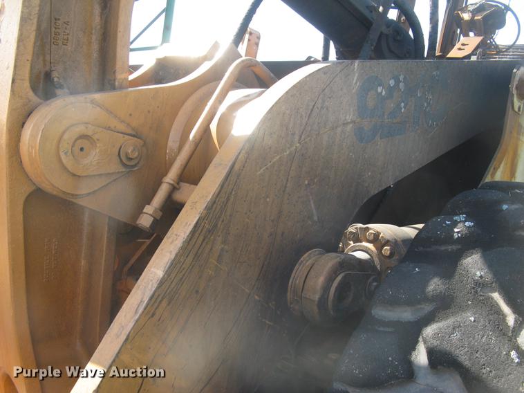 image for item DC2273 Case 921C wheel loader