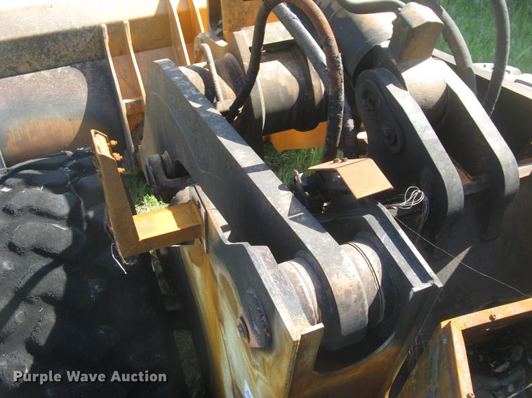 image for item DC2273 Case 921C wheel loader