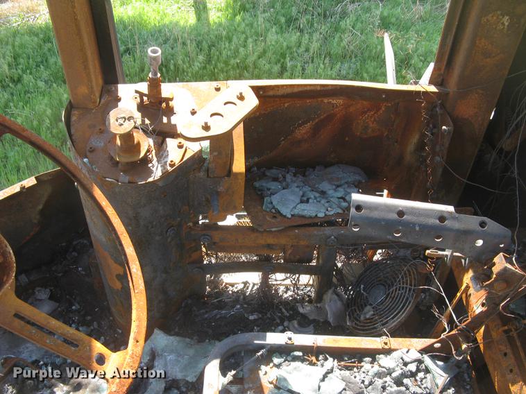 image for item DC2273 Case 921C wheel loader