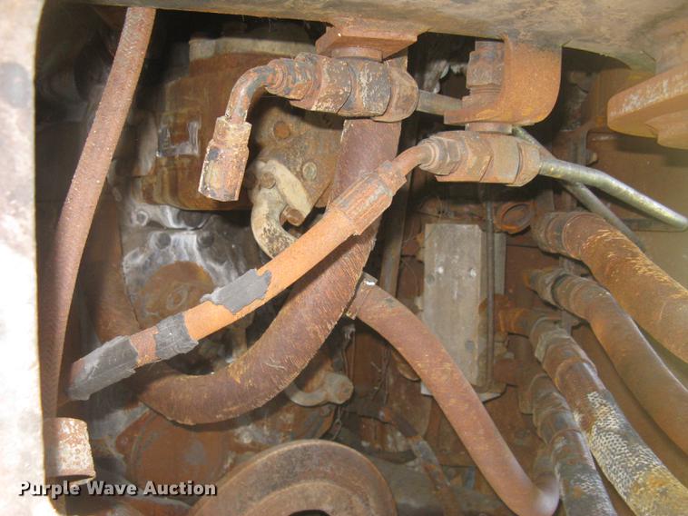 image for item DC2273 Case 921C wheel loader