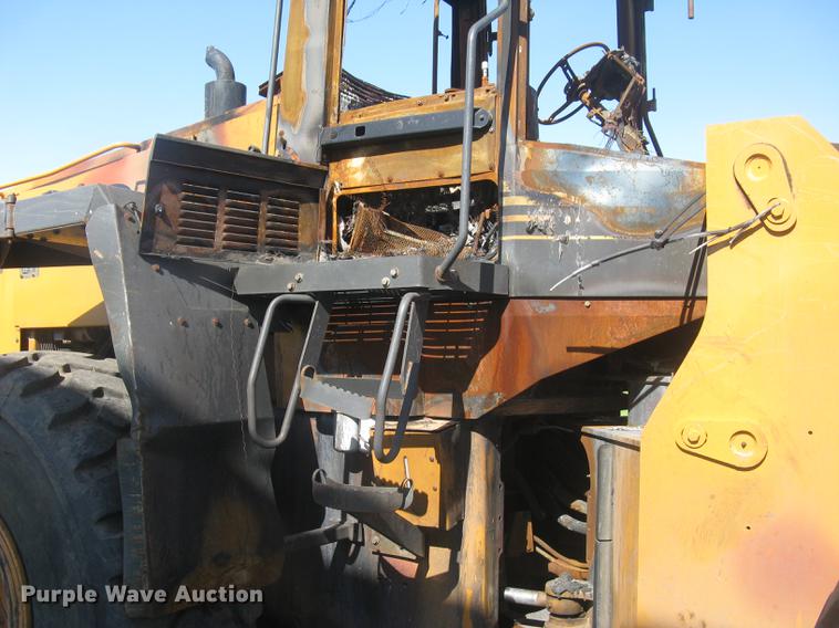 image for item DC2273 Case 921C wheel loader