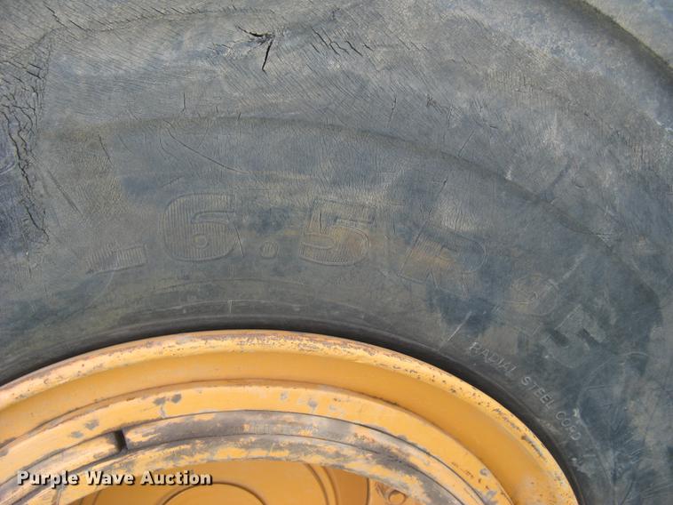 image for item DC2273 Case 921C wheel loader