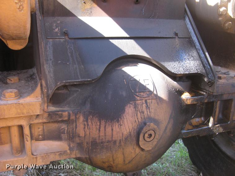 image for item DC2273 Case 921C wheel loader