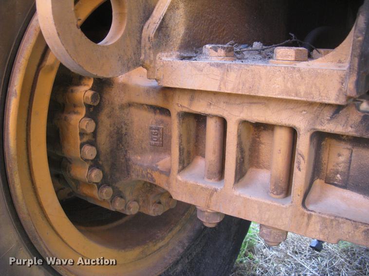 image for item DC2273 Case 921C wheel loader