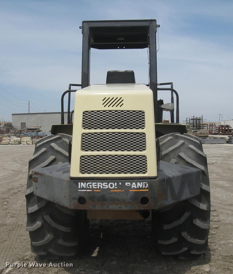 image for item DC2274 1999 Ingersoll Rand SD110F ProPac vibratory single drum roller