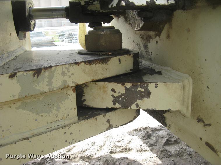 image for item DC2274 1999 Ingersoll Rand SD110F ProPac vibratory single drum roller