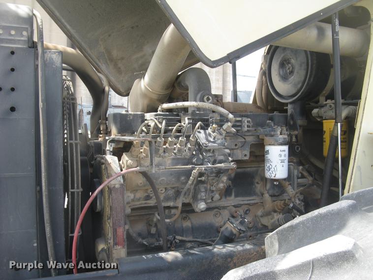 image for item DC2274 1999 Ingersoll Rand SD110F ProPac vibratory single drum roller