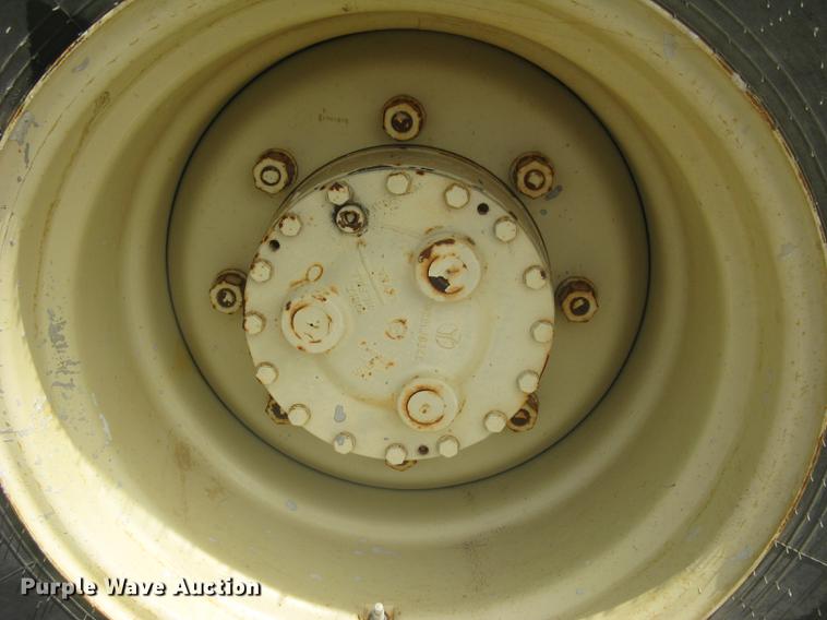 image for item DC2274 1999 Ingersoll Rand SD110F ProPac vibratory single drum roller