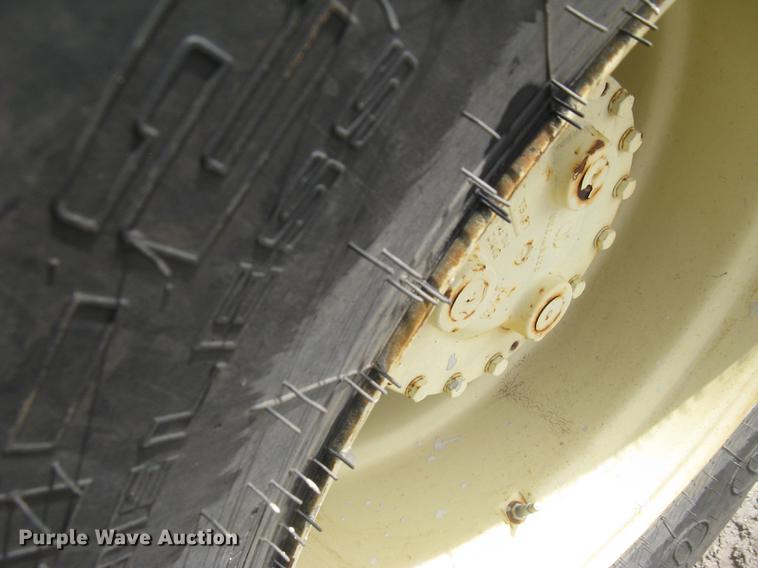 image for item DC2274 1999 Ingersoll Rand SD110F ProPac vibratory single drum roller