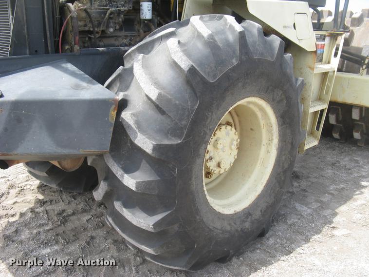 image for item DC2274 1999 Ingersoll Rand SD110F ProPac vibratory single drum roller