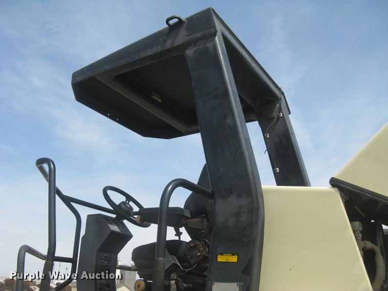 image for item DC2274 1999 Ingersoll Rand SD110F ProPac vibratory single drum roller