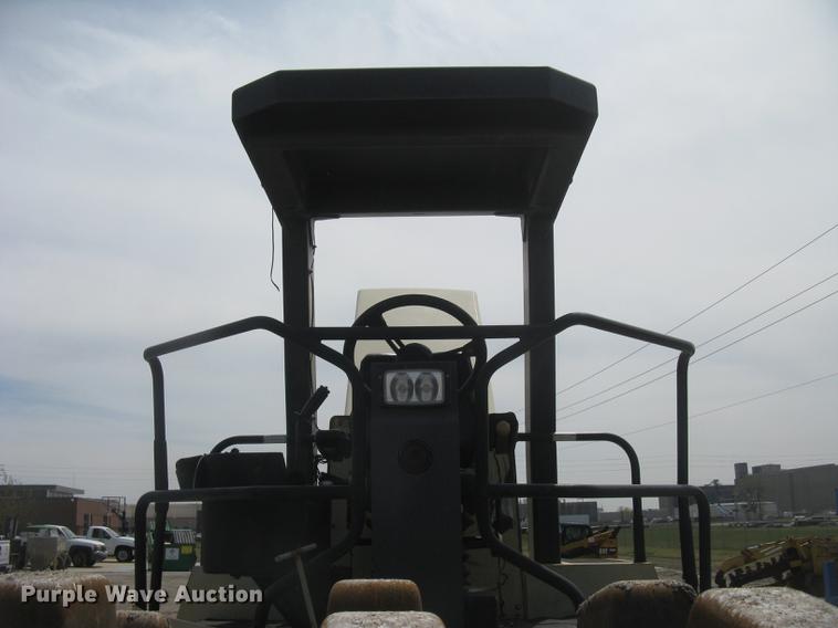 image for item DC2274 1999 Ingersoll Rand SD110F ProPac vibratory single drum roller