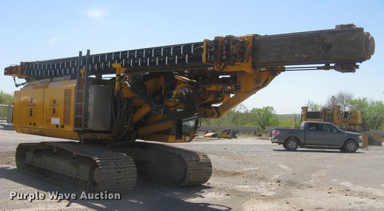 image for item DC2275 2001 ABI Mobilram TM13/16N sheet driver and Sennebogen SR35T crawler carrier