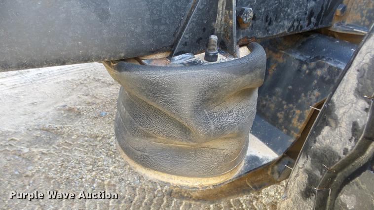 image for item DC3025 1991 International F9370 semi truck