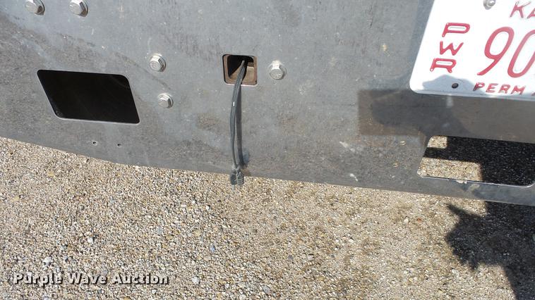 image for item DC3025 1991 International F9370 semi truck