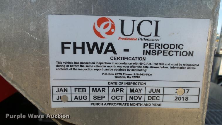 image for item DC3025 1991 International F9370 semi truck