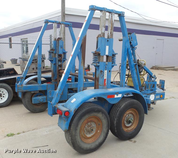 image for item DC3107 1999 Arnco TM3040 reel trailer