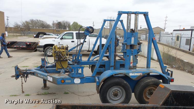 image for item DC3107 1999 Arnco TM3040 reel trailer