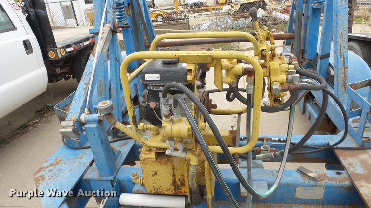 image for item DC3107 1999 Arnco TM3040 reel trailer