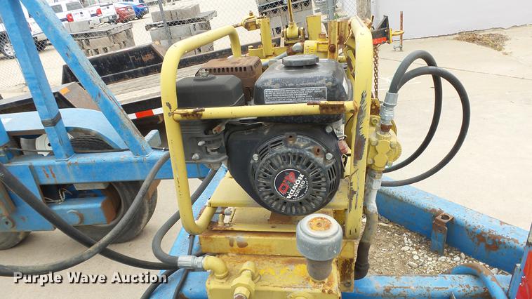 image for item DC3107 1999 Arnco TM3040 reel trailer