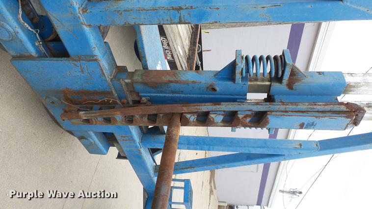 image for item DC3107 1999 Arnco TM3040 reel trailer